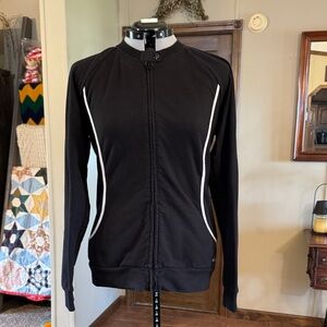 Oakley Vintage Elegant Black Jacket with White Accents